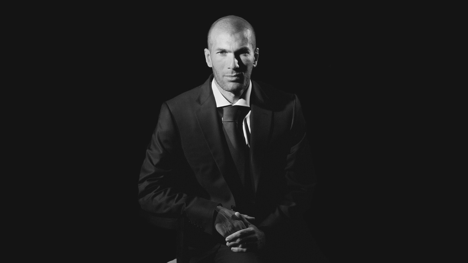 爱游戏电竞-清晨微调，深夜绝杀，武汉三镇、Karsa与尼克斯的24小时狂欢